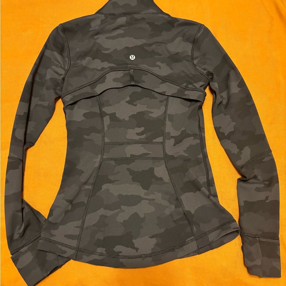 Define Jacket
Luon